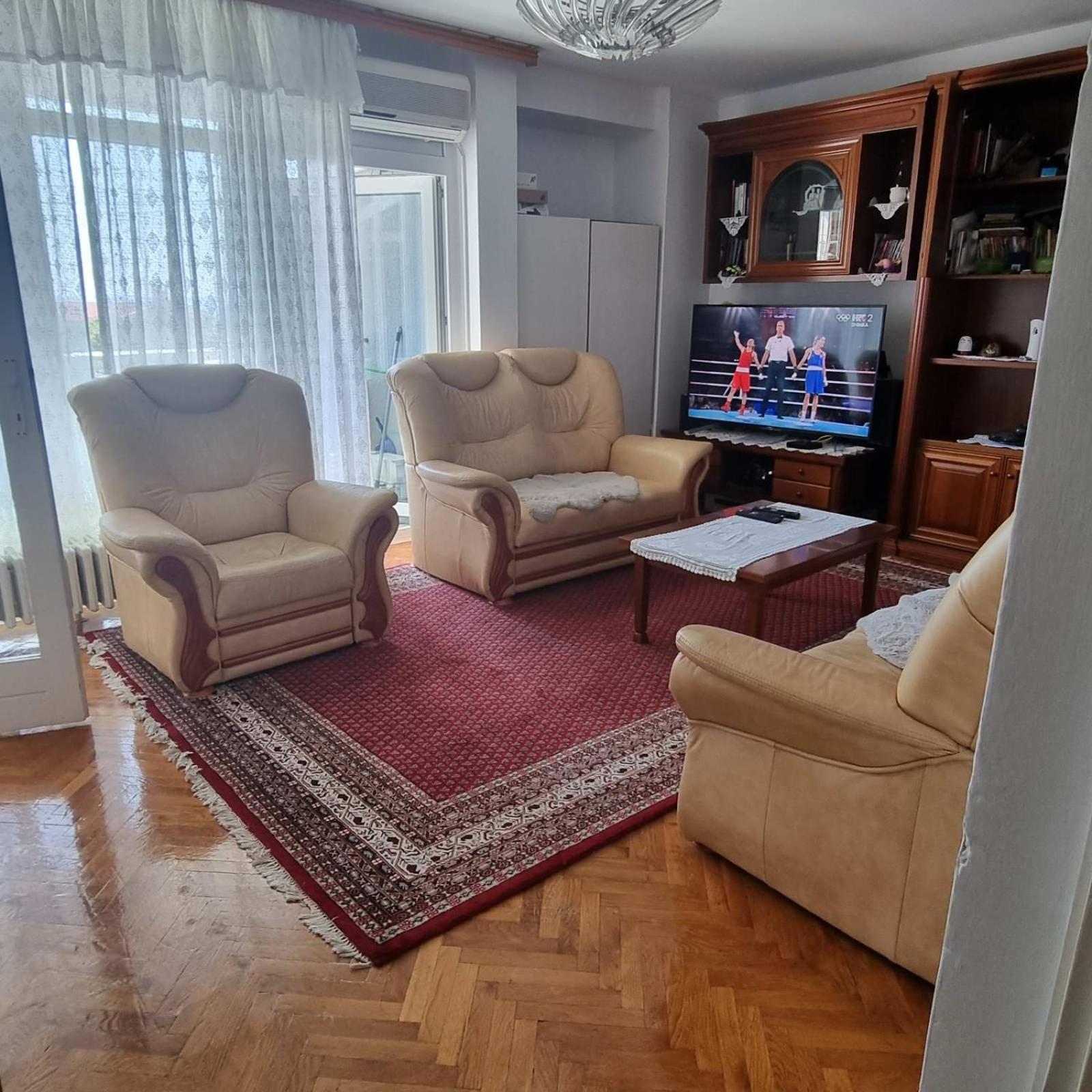 Rijeka Stanアパートメント エクステリア 写真